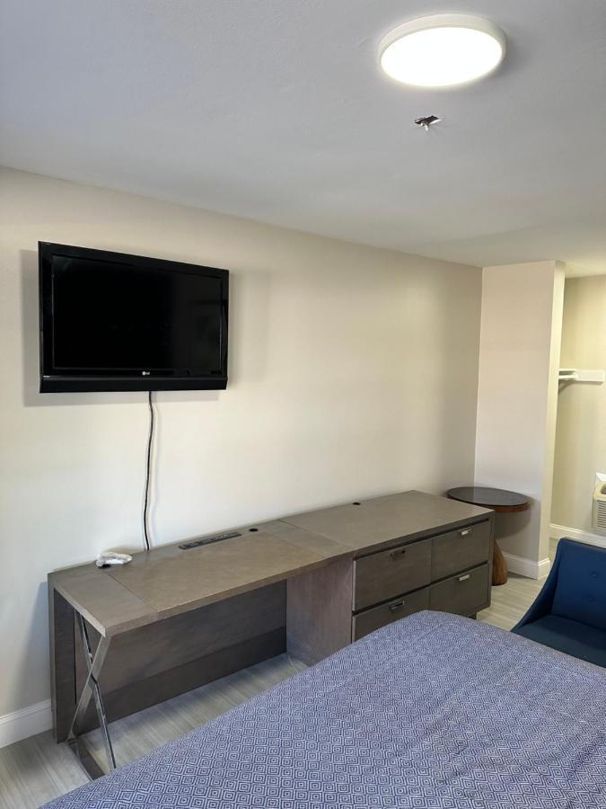 Economy 7 Inn แฮมป์ตัน ภายนอก รูปภาพ